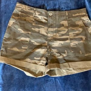 Camouflage shorts